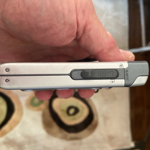 SONY MINIDISC WALKMAN! - Picture 4 of 16